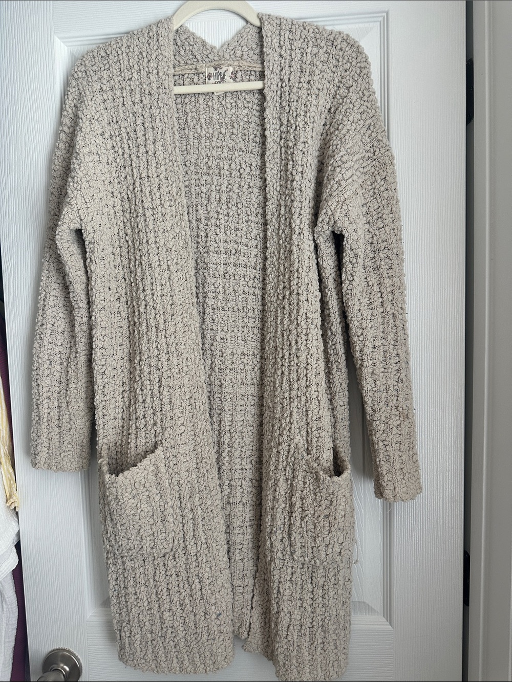 Hippie Rose Chunky Open-Front Cardigan in Light Taupe